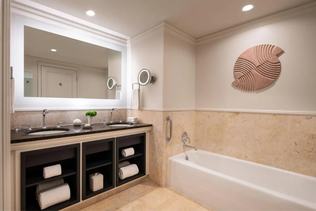The Ritz-Carlton, Grand Cayman Hotel Seven Mile Beach Resort