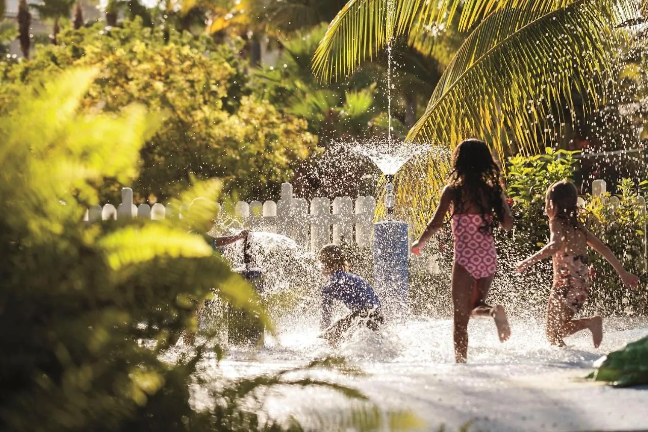 The Ritz-Carlton, Grand Cayman Hotel Seven Mile Beach
