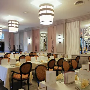 Hotel Riu Palace Paradise Island, Creek Village