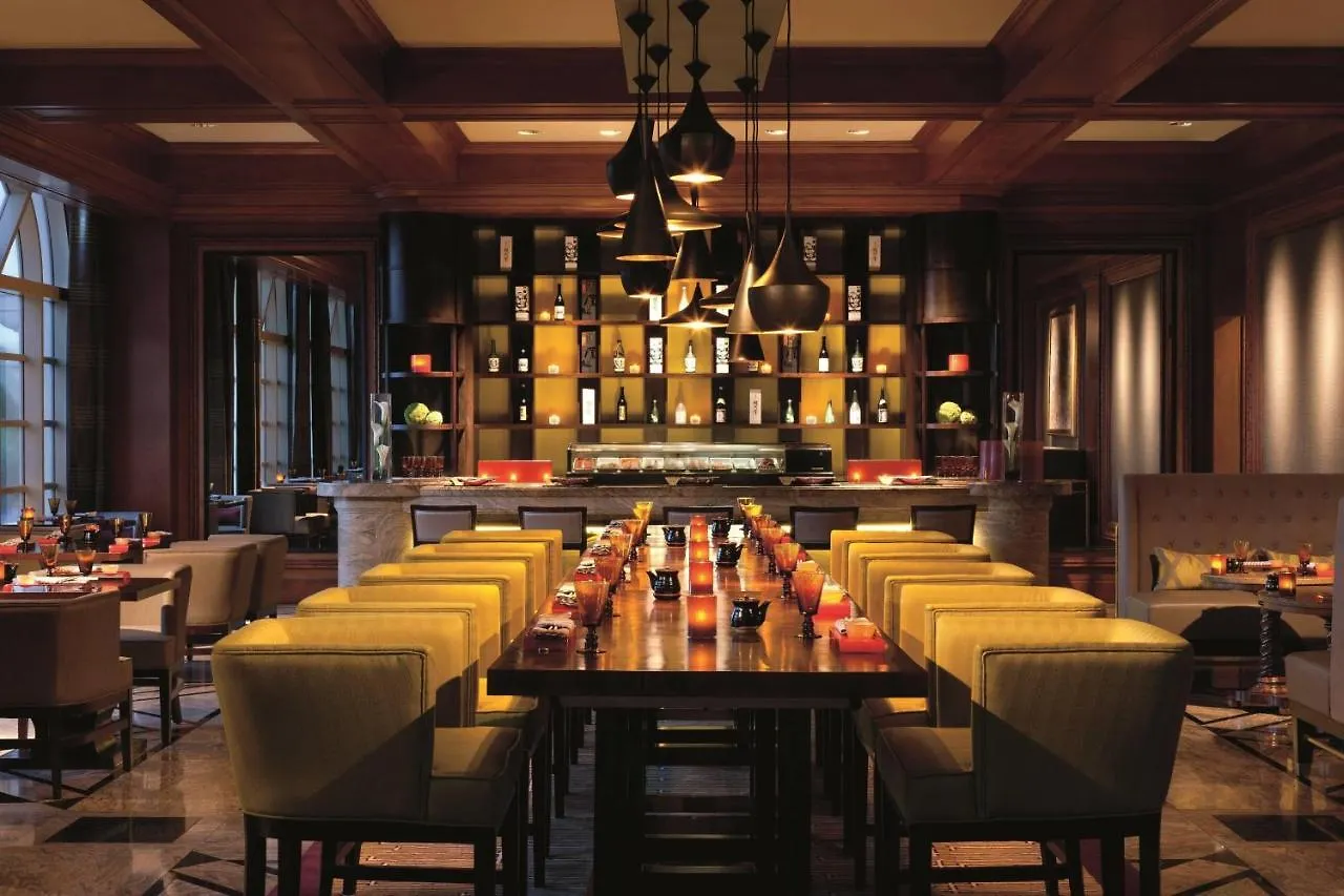 Hotel The Ritz-Carlton, Grand Cayman Dog City Resort