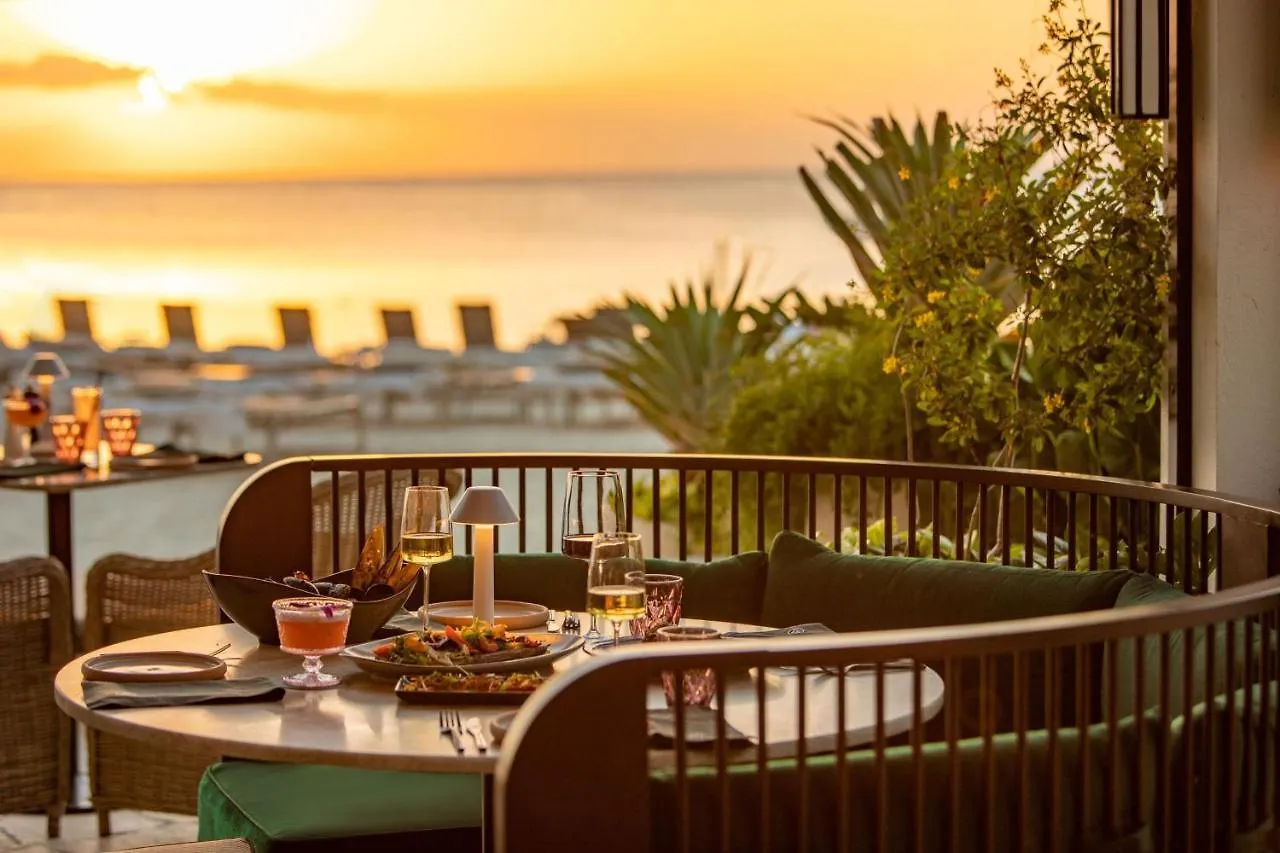 Hotel The Ritz-Carlton, Grand Cayman Dog City